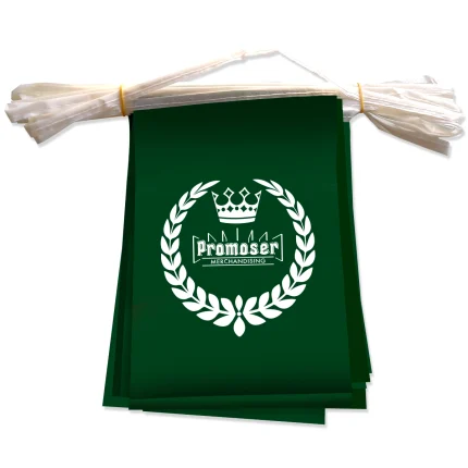 Festoni bandierine rettangolari personalizzate. Festoni da 10 metri, con bandierine personalizzate 20x30 cm. Materiale in carta.